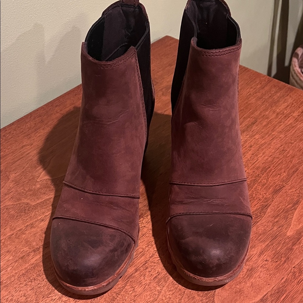 Sorel Rich Brown Ankle Booties